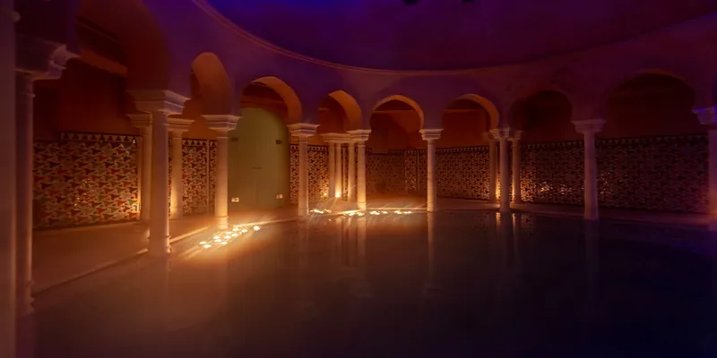 Arabska Łaźnia Hammam  w Maladze - symbol jak kultura rozprzestrzeniła się po Europie